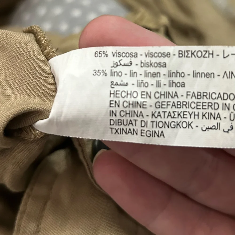 Zara linen blend khaki color cargo pockets pants